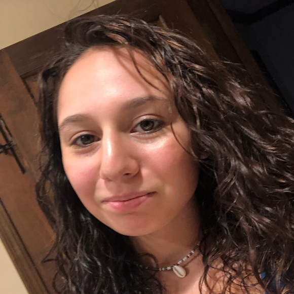 Meet your Posher, Tati - Picture 1 of 1